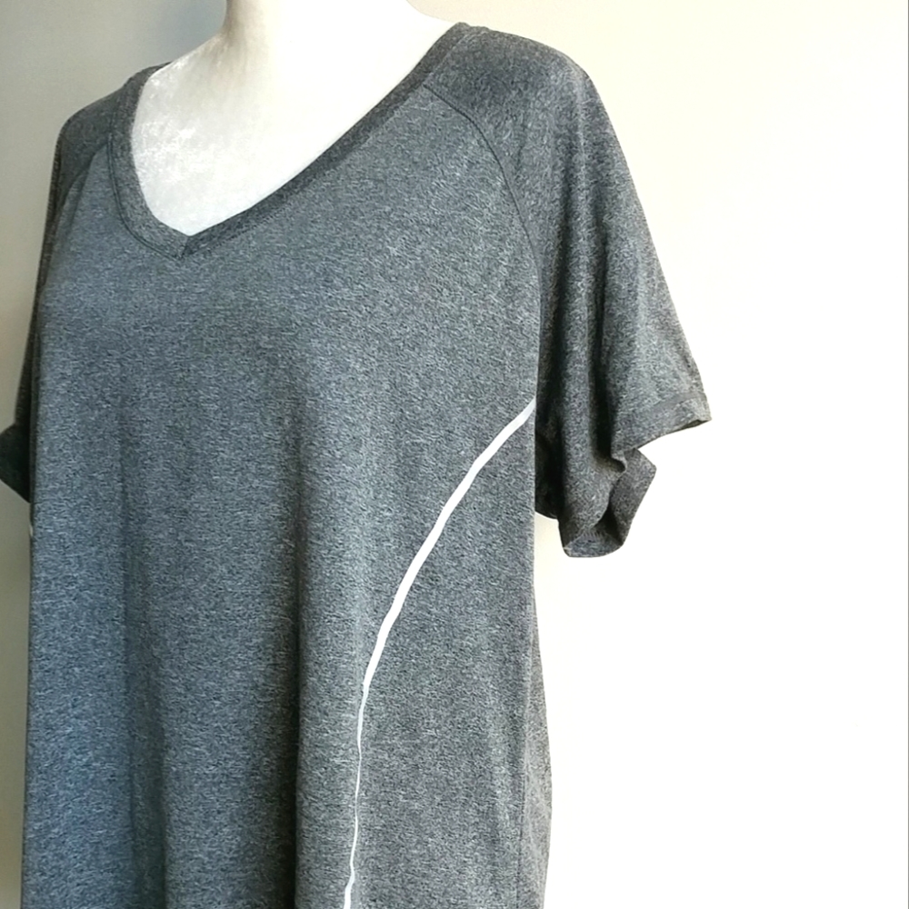 Reebok Athletic Top